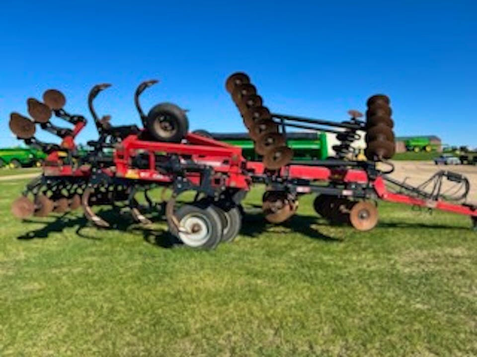 John Deere 870