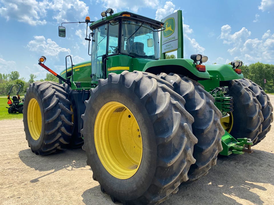 John Deere 9430