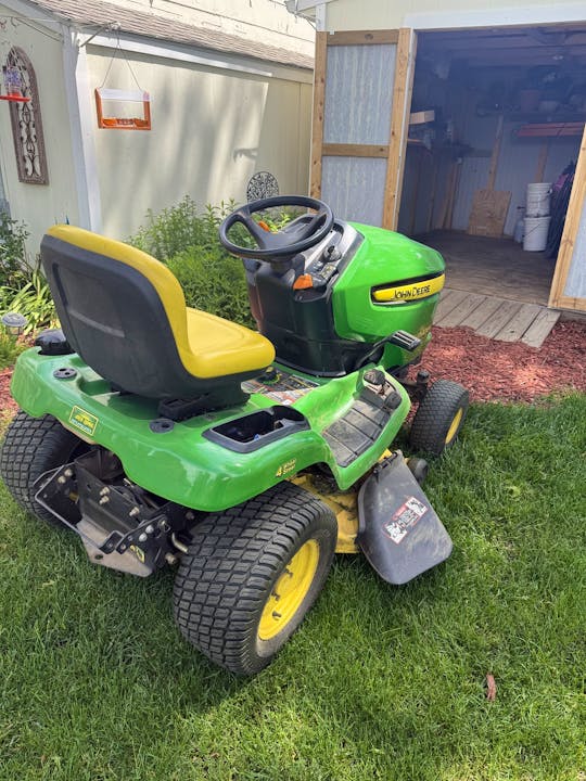 John Deere X304