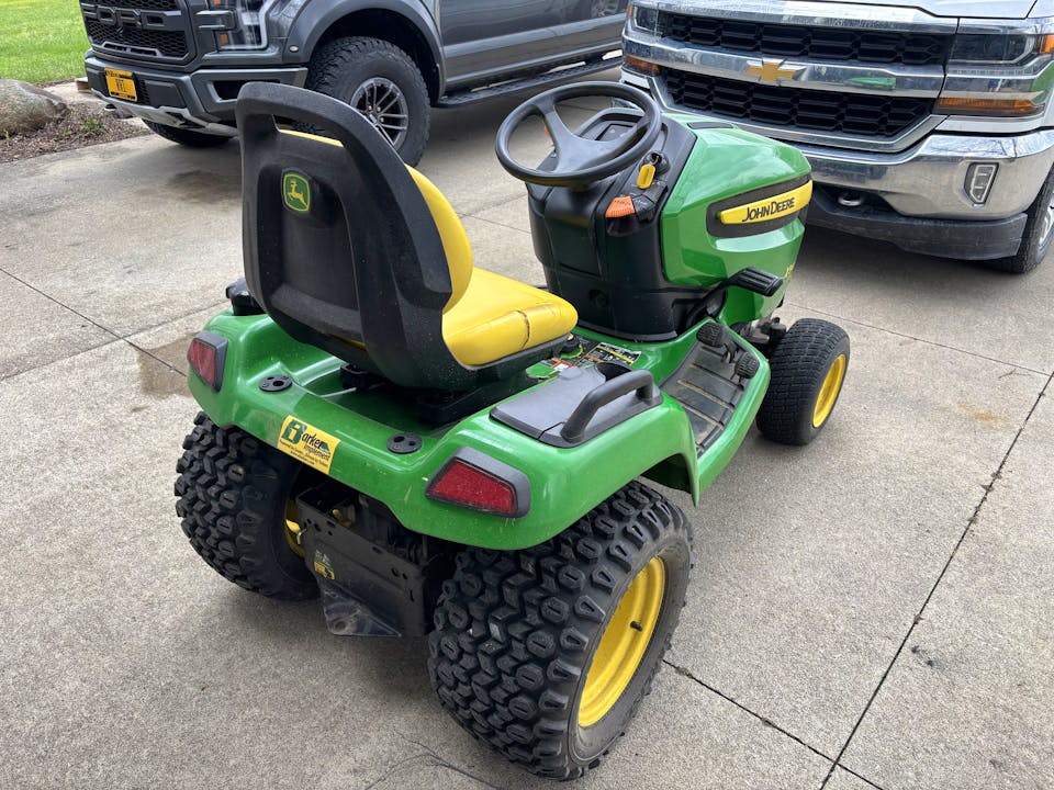 John Deere X540