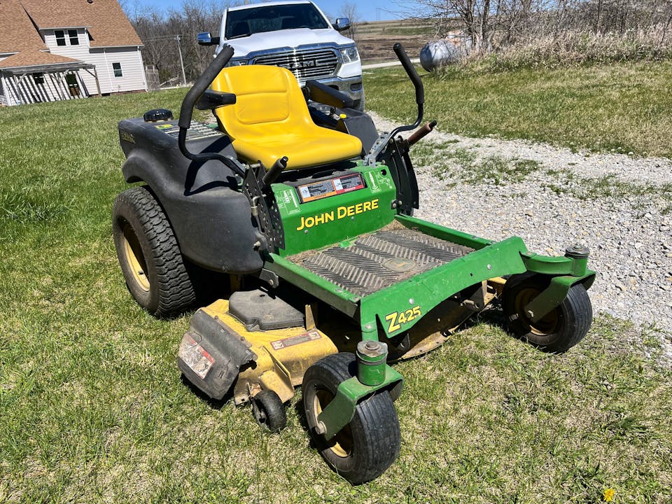 John Deere Z425