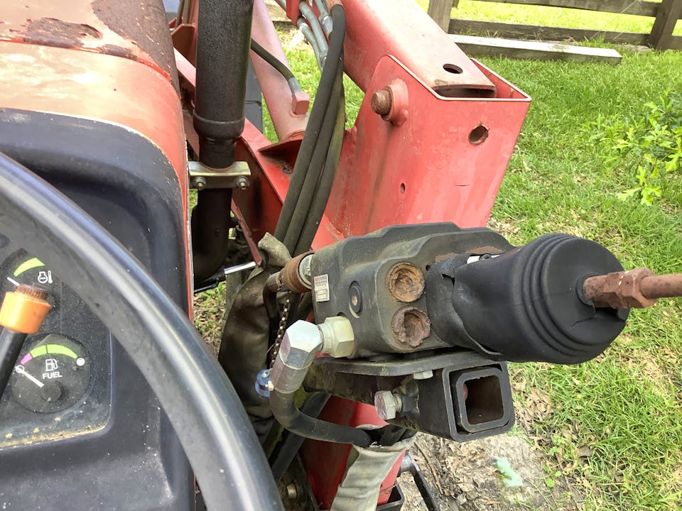 Massey Ferguson 2615