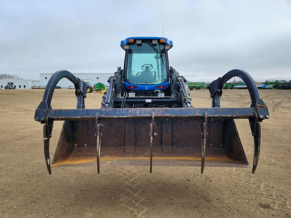 New Holland TV6070