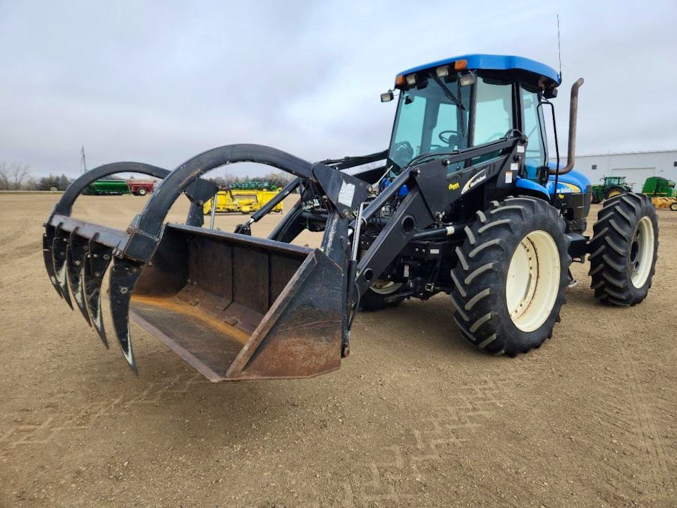 New Holland TV6070