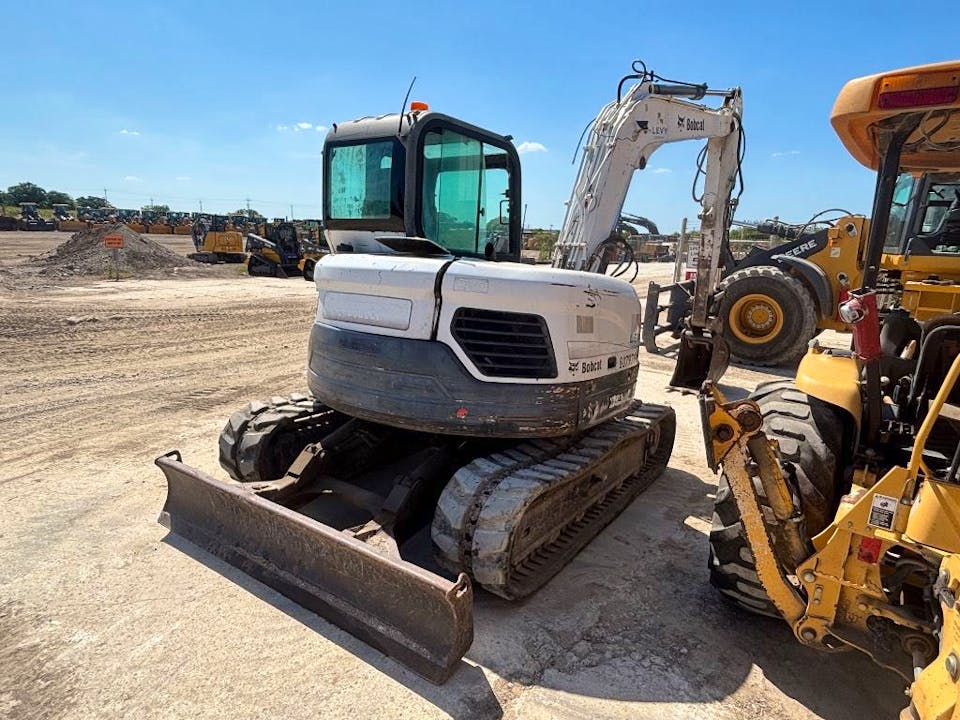 Bobcat E80