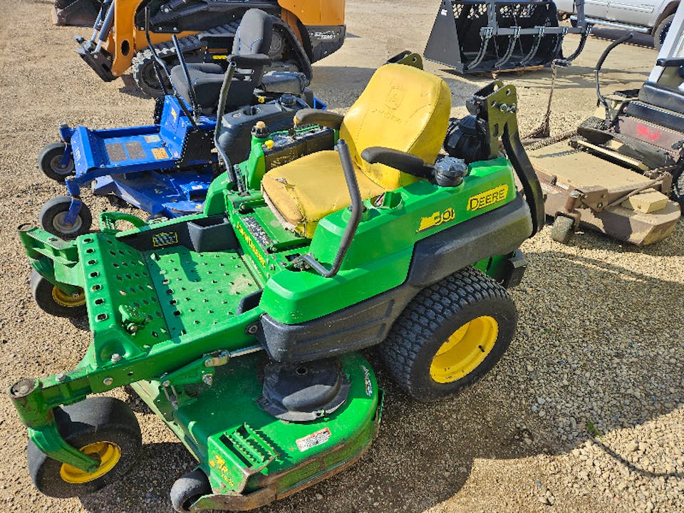 John Deere Z925A ZERO TURN