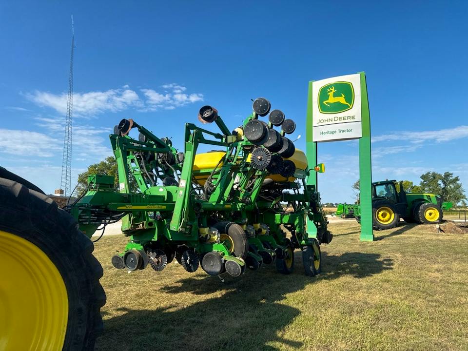 John Deere 1790