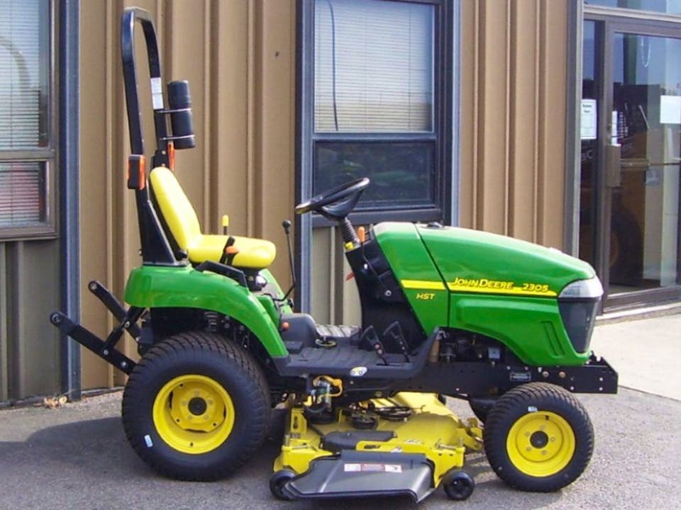 John Deere 2305