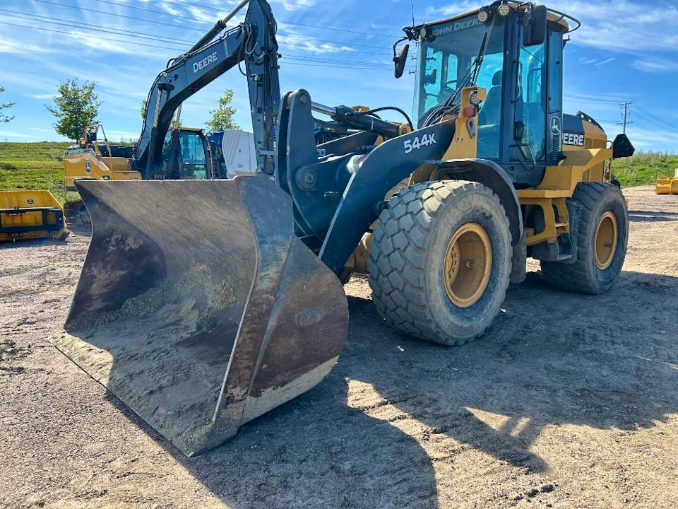 John Deere 544K