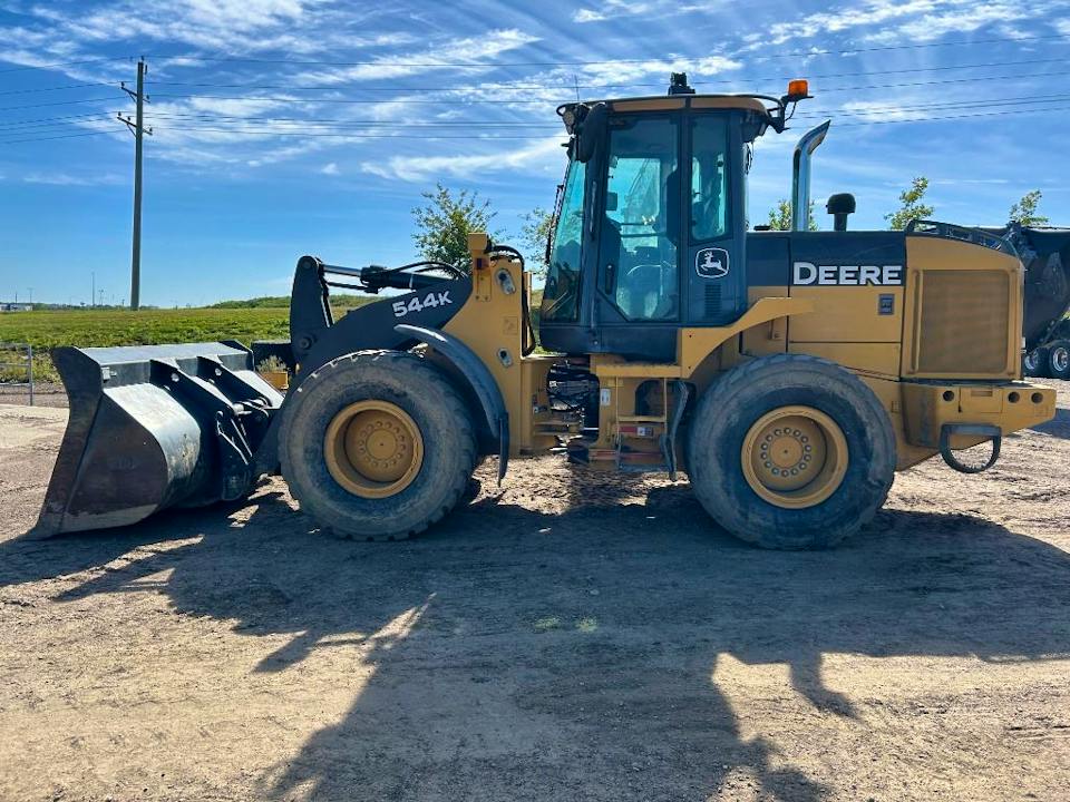 John Deere 544K