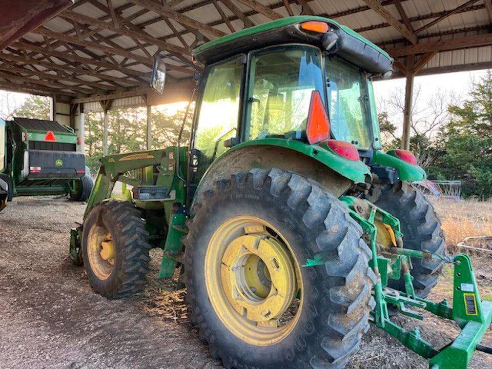 John Deere 6115D