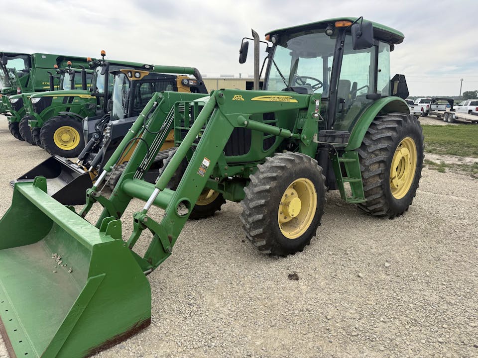 John Deere 6115D