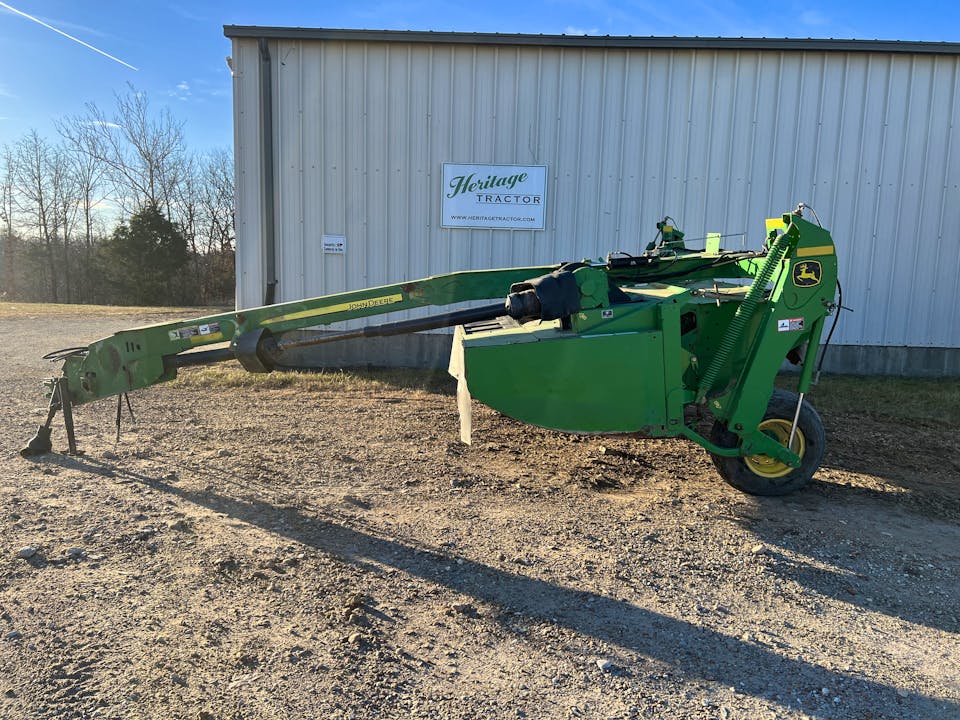 John Deere 630