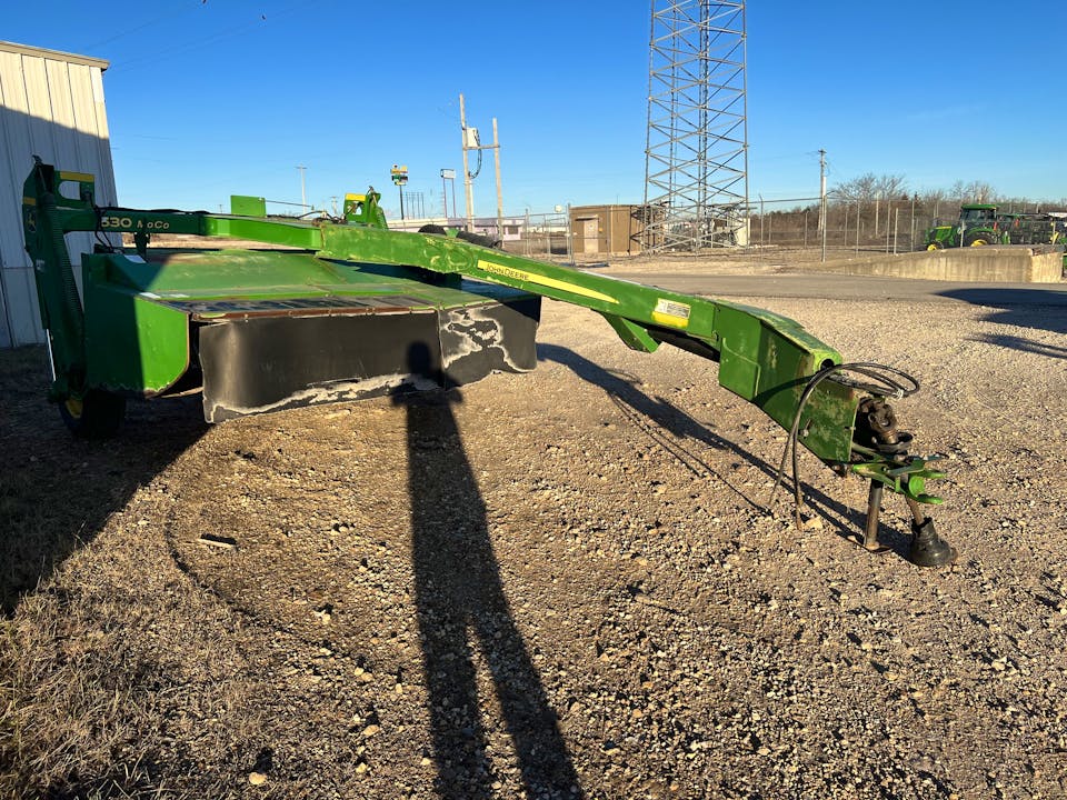 John Deere 630