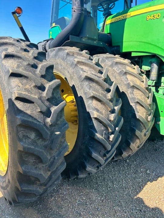John Deere 9430