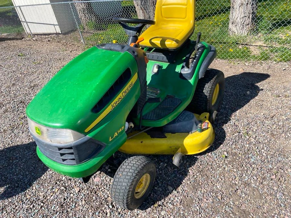 John Deere LA145