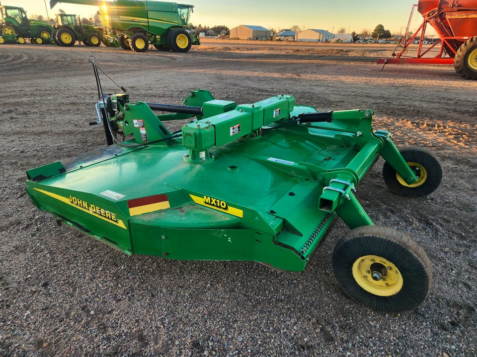 John Deere MX10