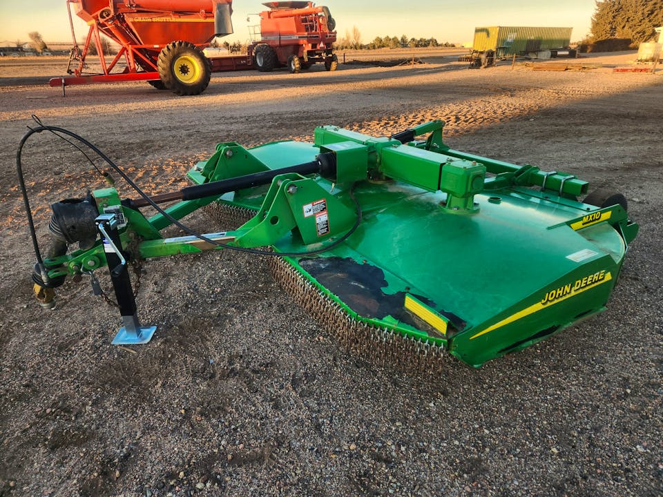John Deere MX10