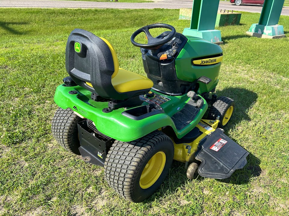 John Deere X320