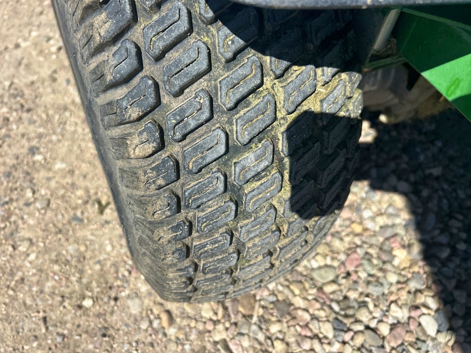 John Deere Z225