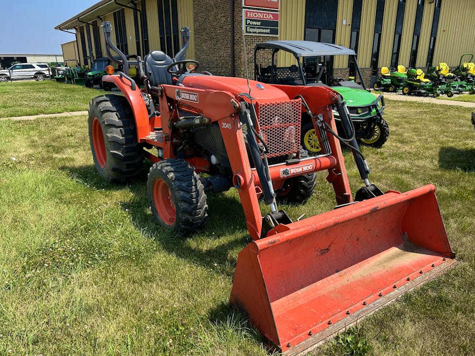 Kubota L4740