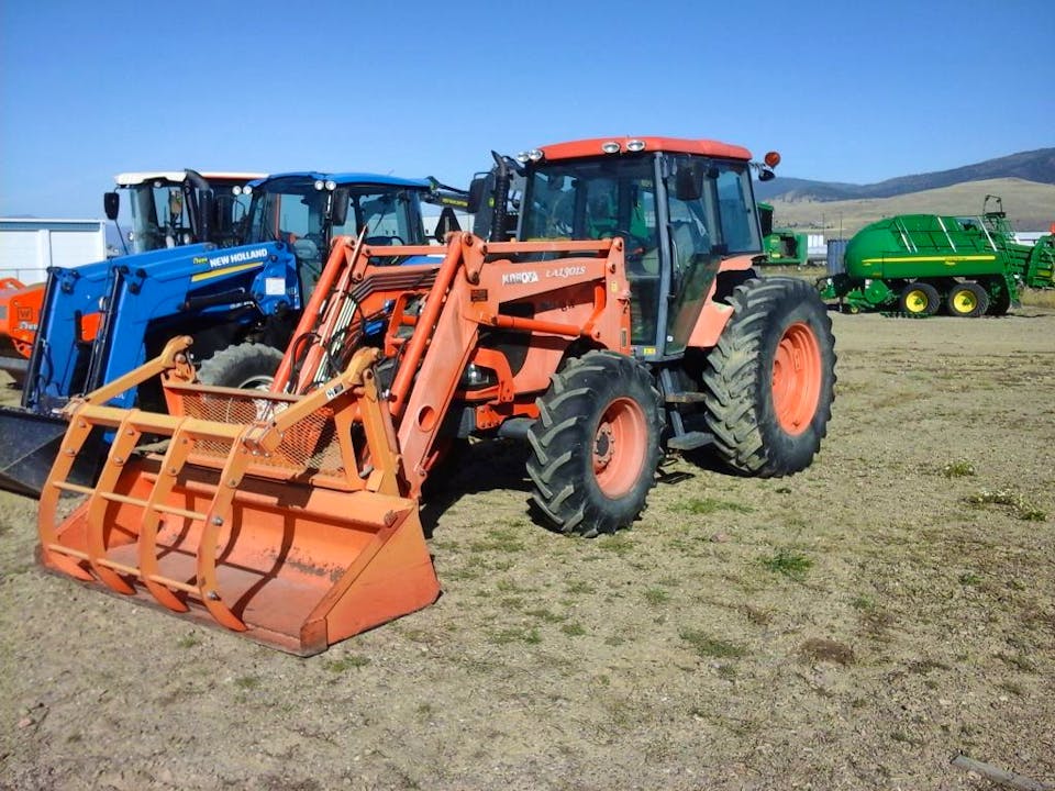 Kubota M108X