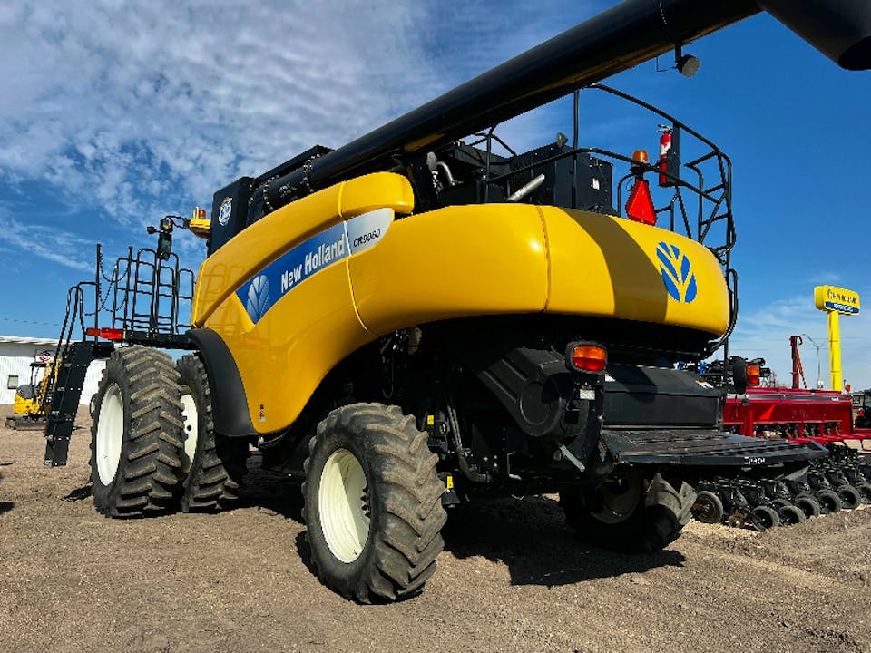 NEW HOLLAND CR9060