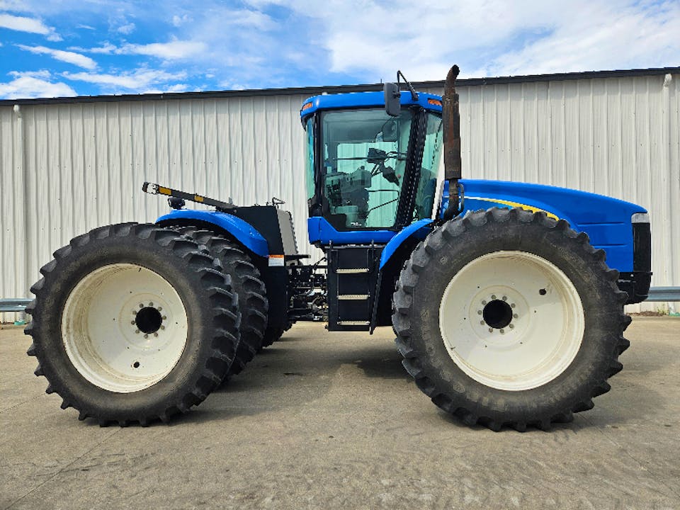 NEW HOLLAND T9020