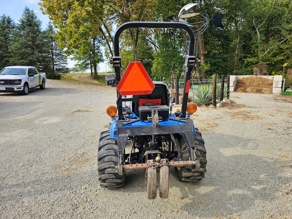 New Holland Boomer 1030