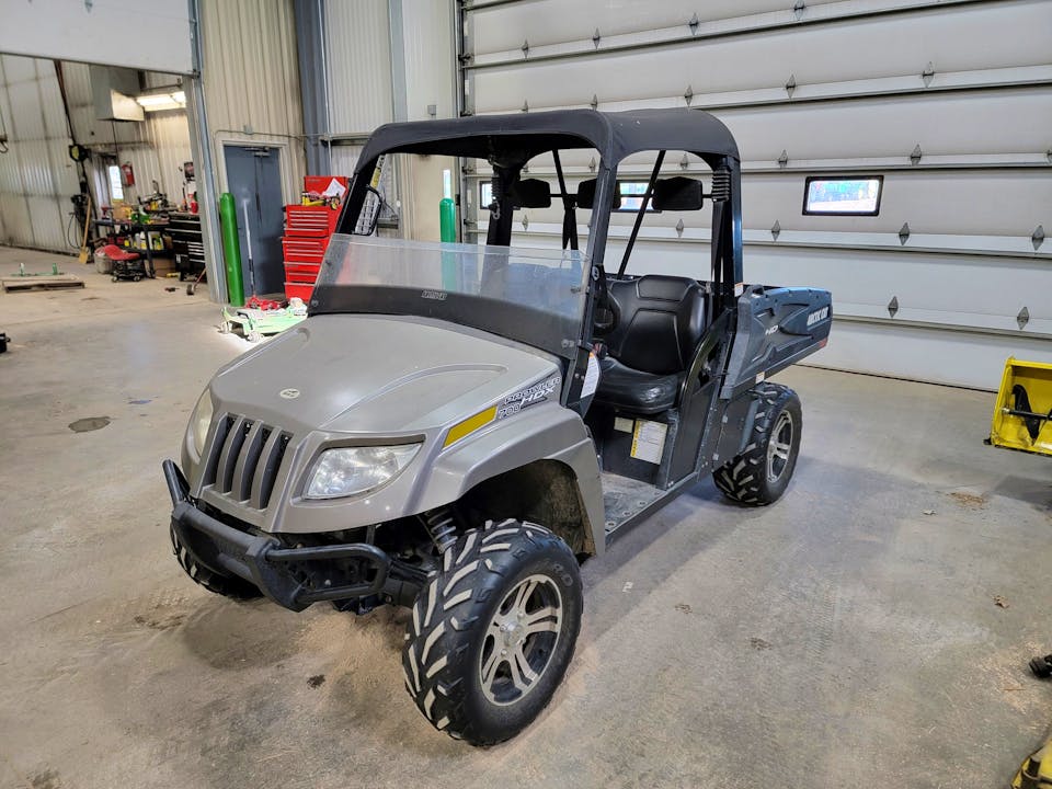 Arctic Cat 700 prowler