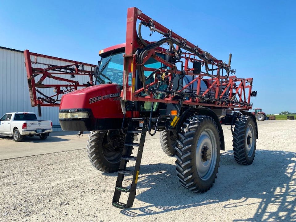 CASE IH 3230