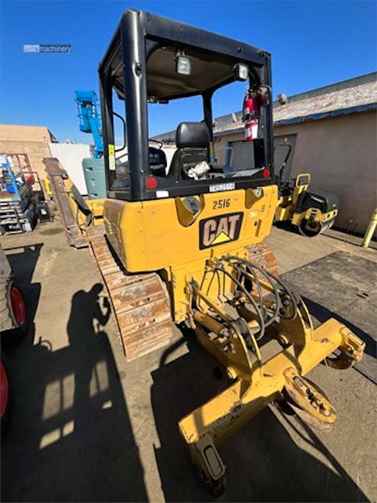 Caterpillar D4K XL