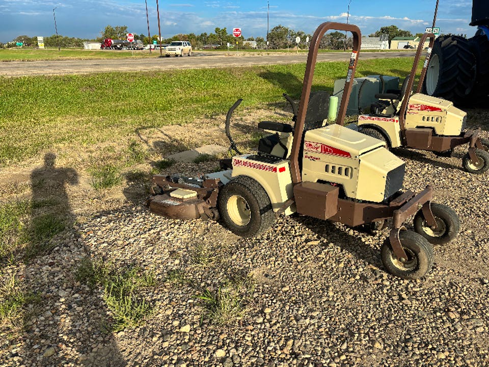 GRASSHOPPER 725D
