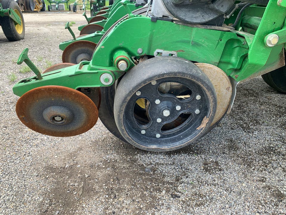 John Deere 1790