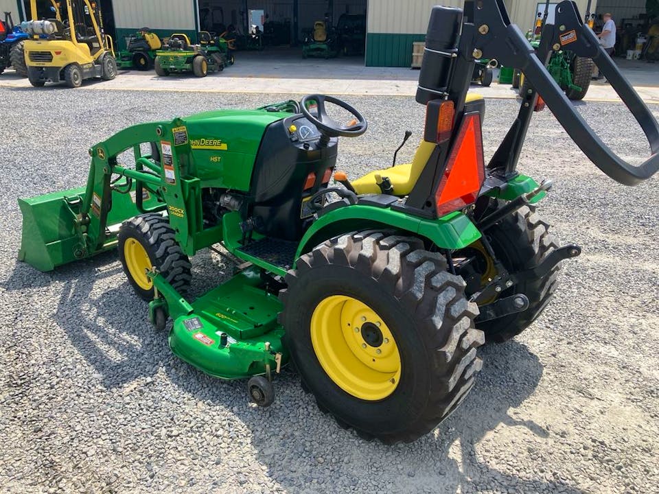 John Deere 2520