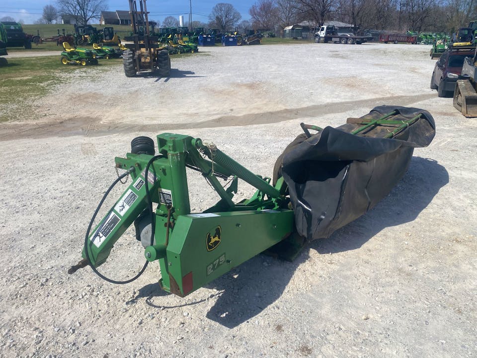 John Deere 275