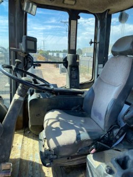 John Deere 624K