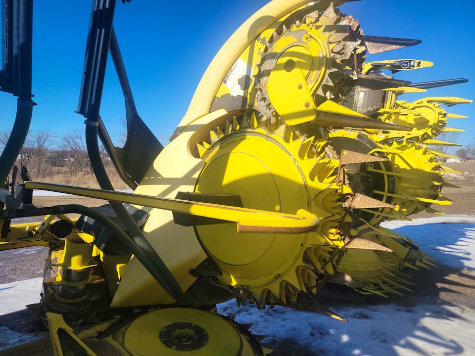 John Deere 770