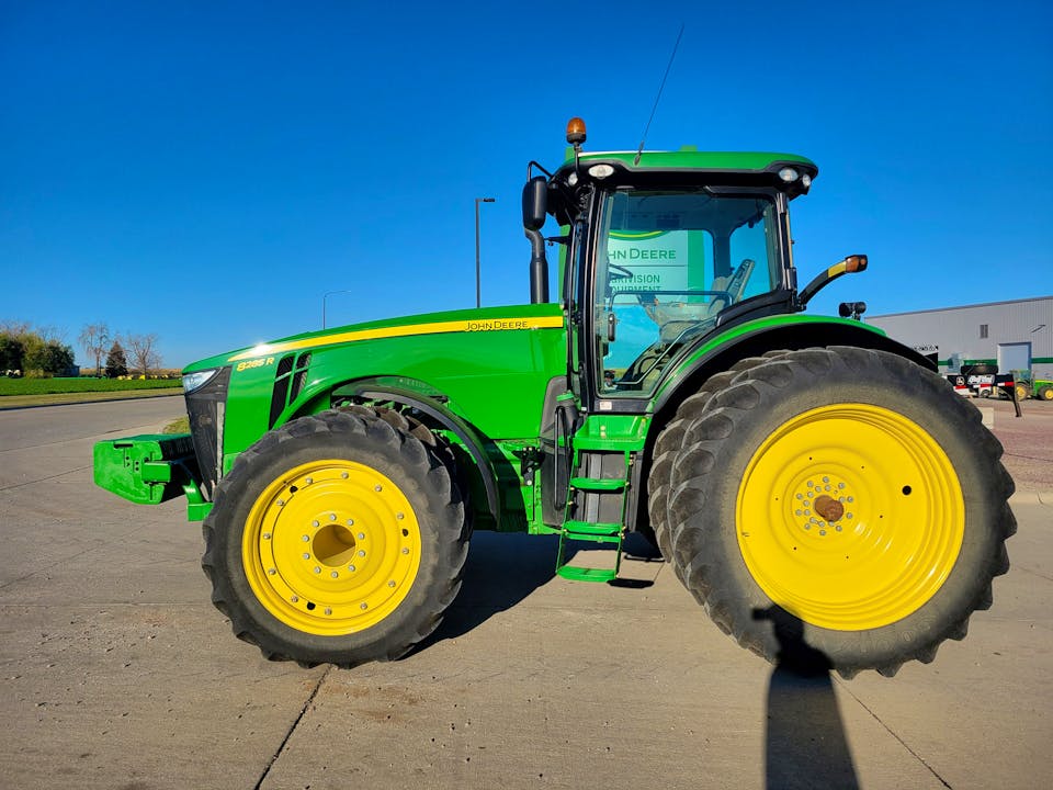 John Deere 8285R