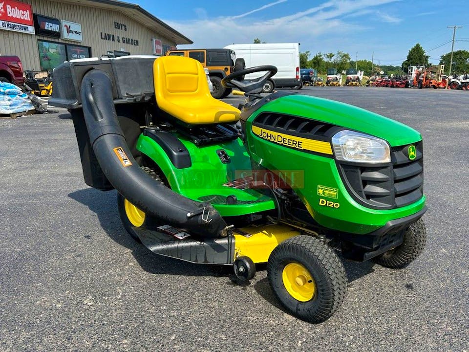 John Deere D120