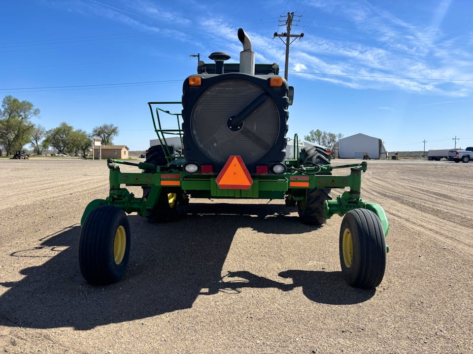 John Deere R450