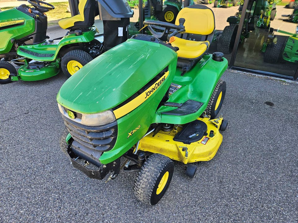 John Deere X300