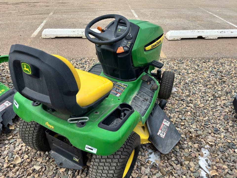 John Deere X300