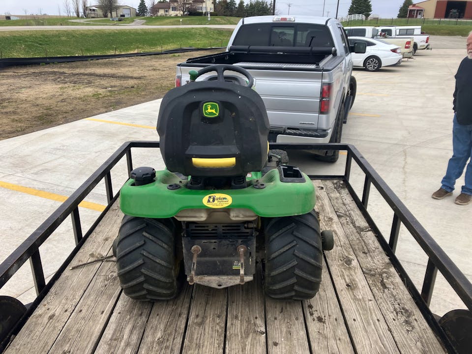 John Deere X320