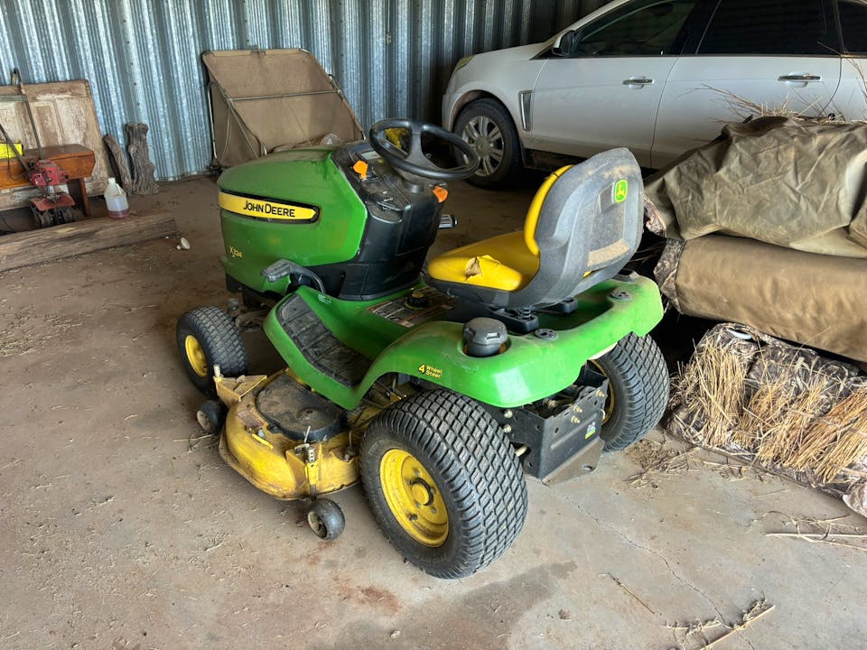 John Deere X324