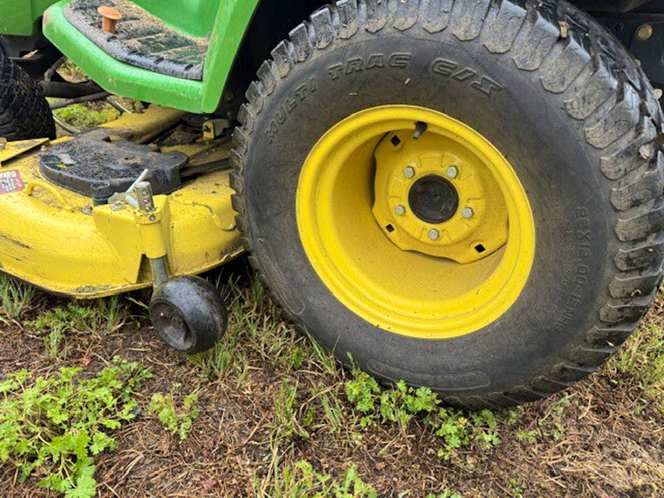 John Deere X720