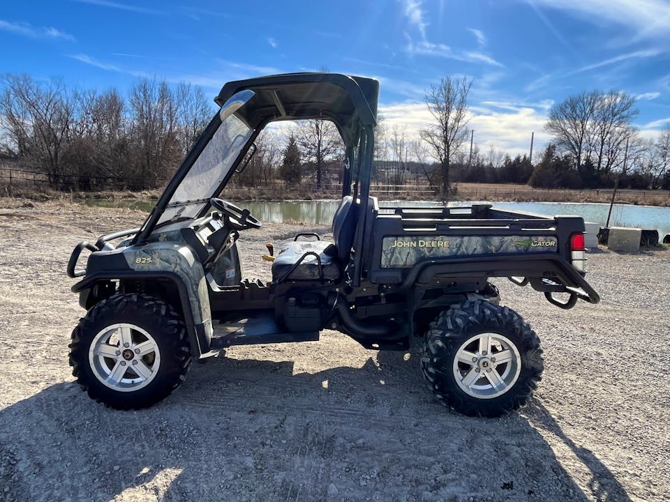 John Deere XUV825I CAMO
