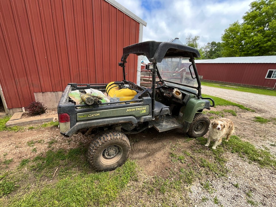 John Deere XUV825I OLIVE