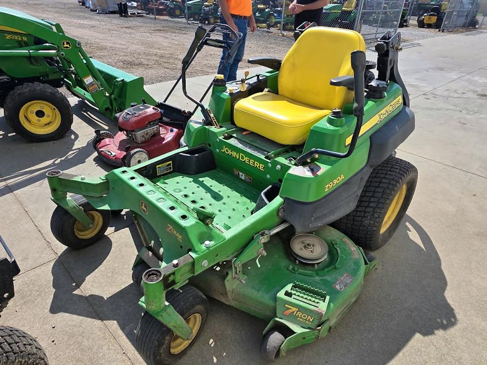 John Deere Z930A
