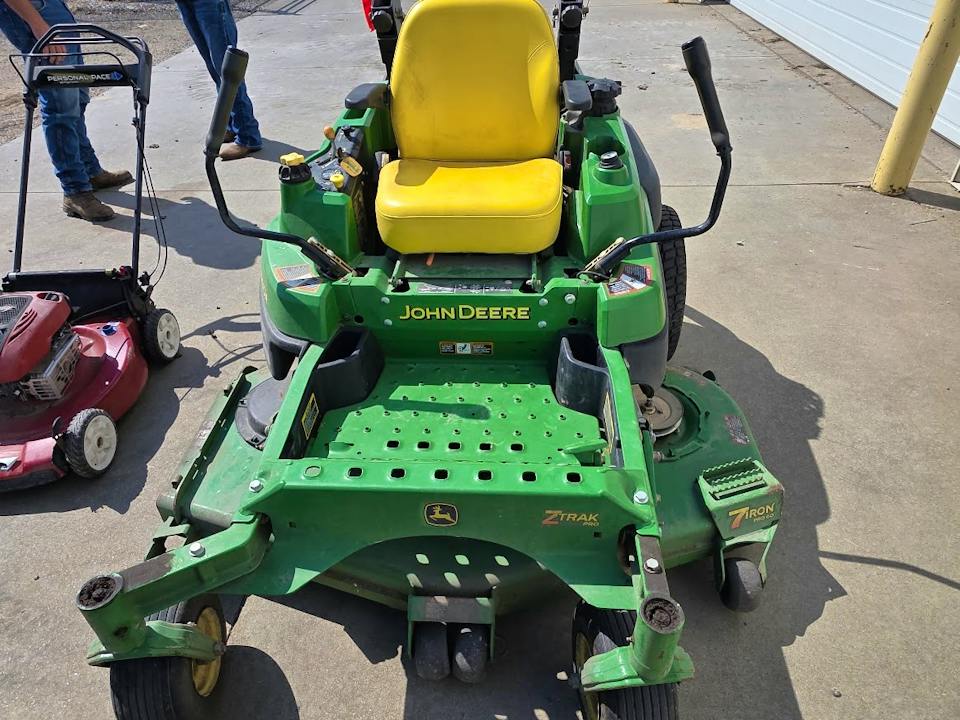 John Deere Z930A